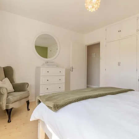 4 Bed In Burtonport Oc-c31069 *