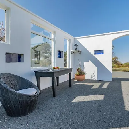 4 Bed In Burtonport Oc-c31069 * Meenmore