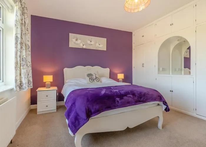 4 Bed In Burtonport Oc-c31069 *